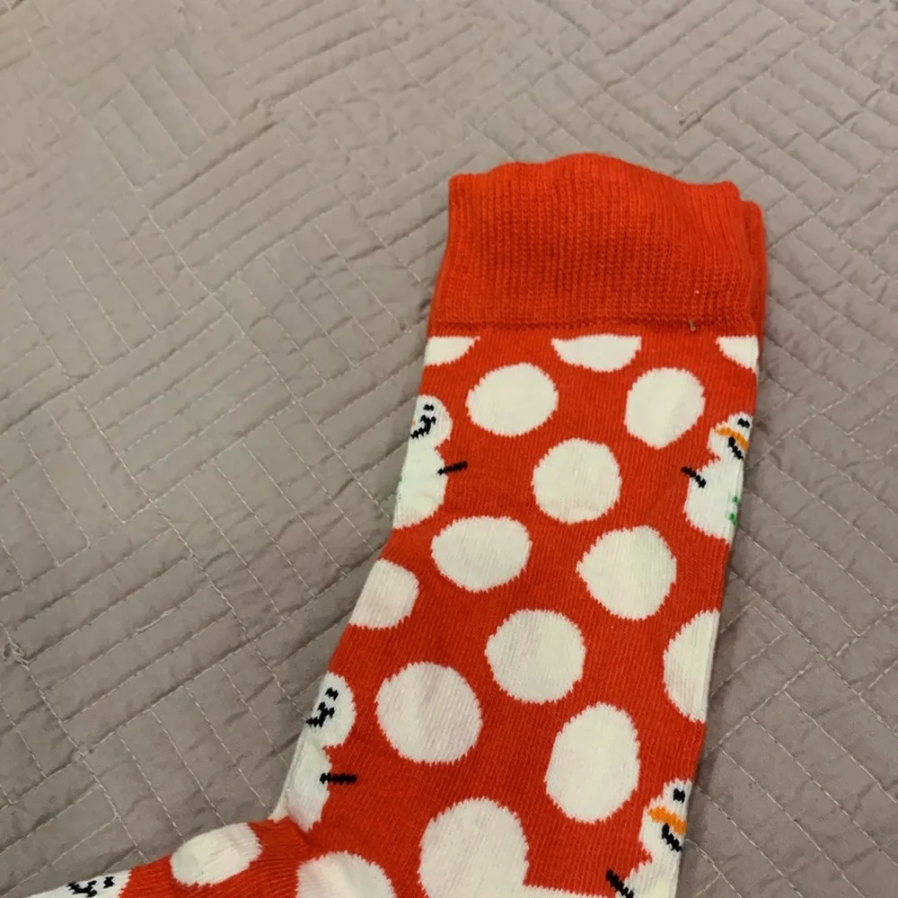NWOT HAPPY SOCKS BIG DOT SNOWMAN Socks